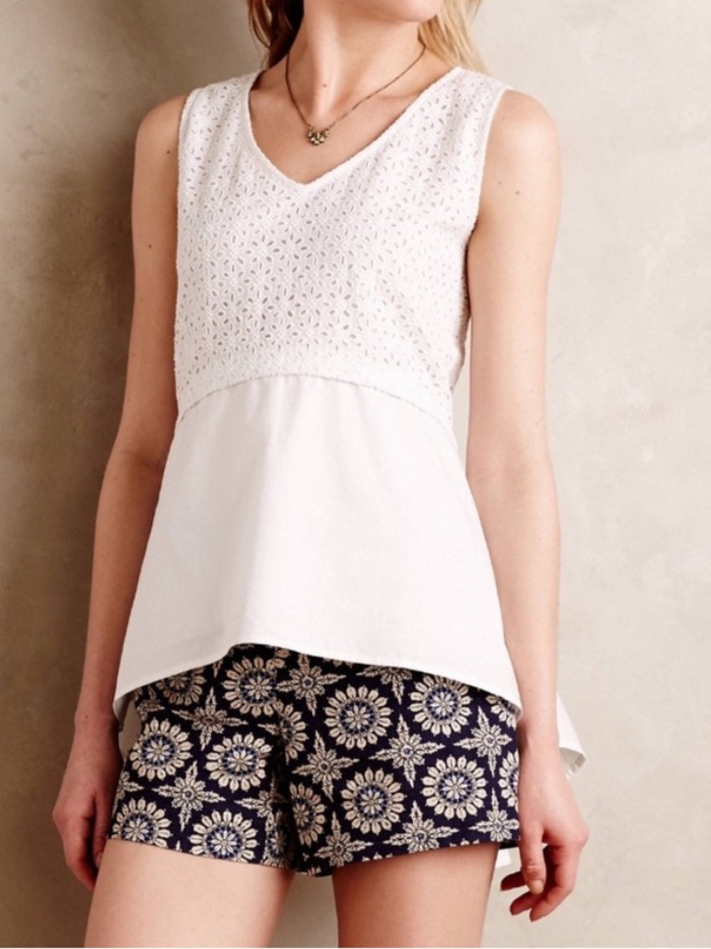NWT Anthropologie HD in Paris White Eyelet Hi-Lo V-Neck 100% Cotton Tank Medium